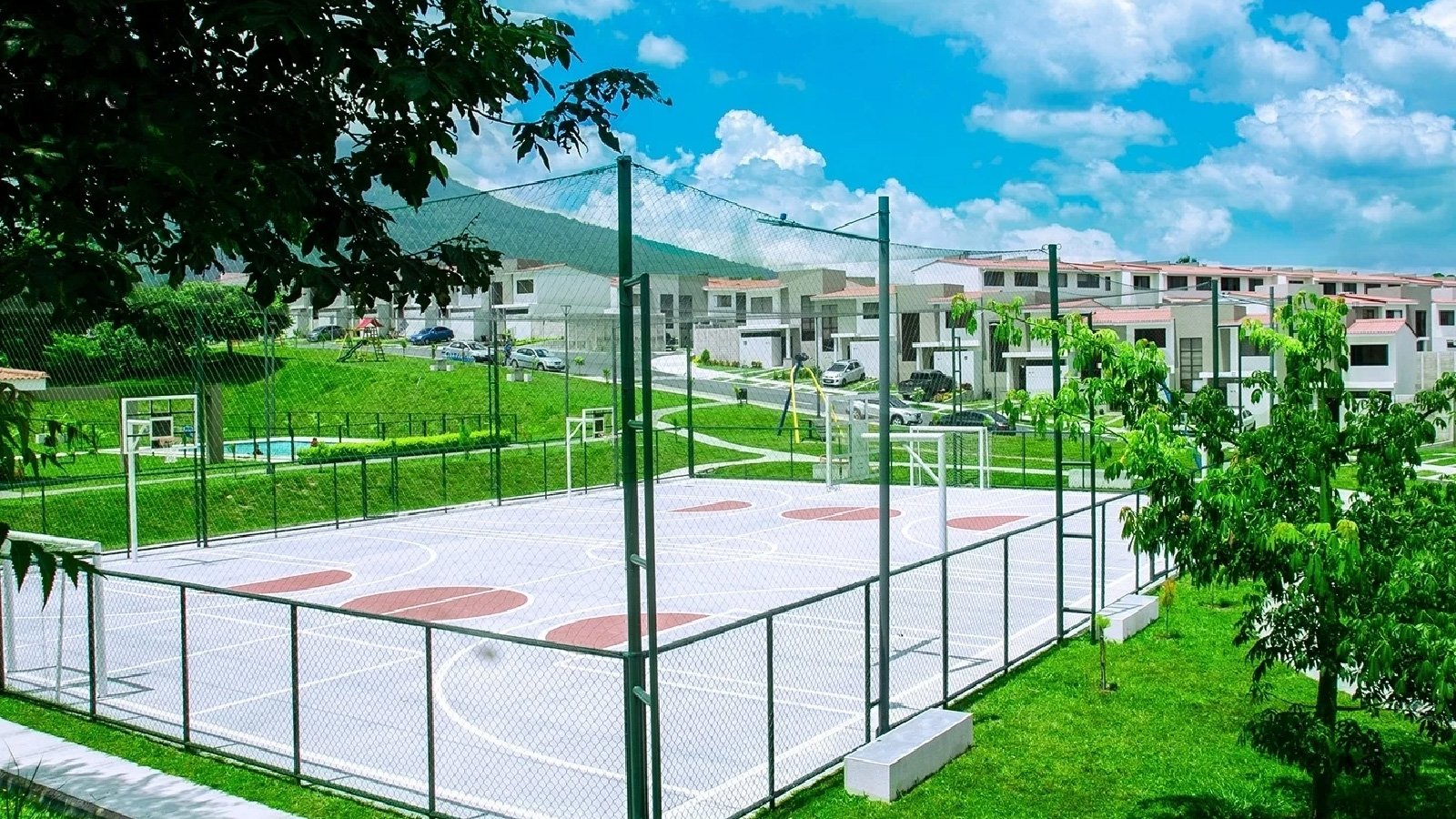 Casas nuevas en Paseo del Prado